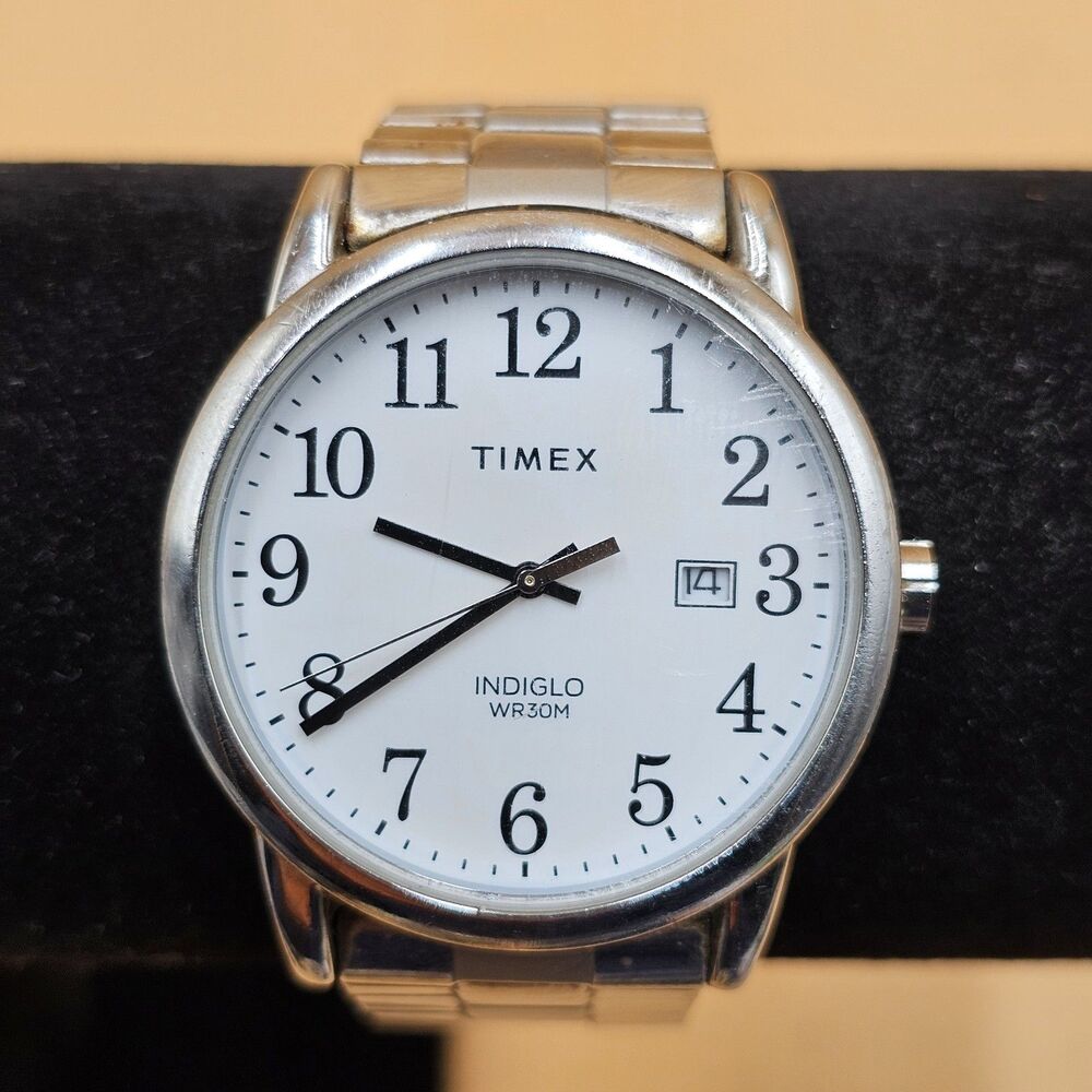 Timex Mens Watch Easy Reader White Dial Indiglo Date TW2R58400 New Battery